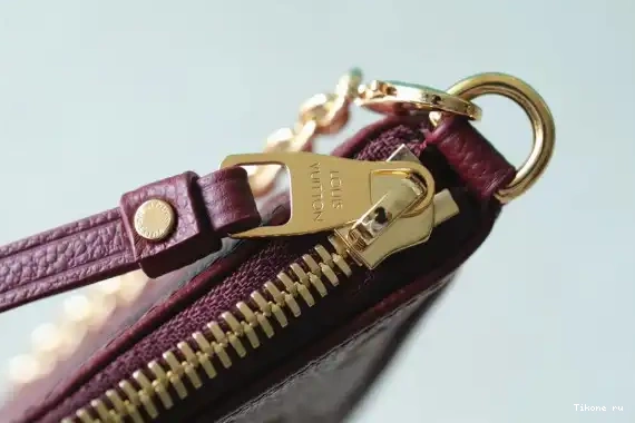 Affordable LOUIS POUCH VUITTON EASY STRAP ON 0629